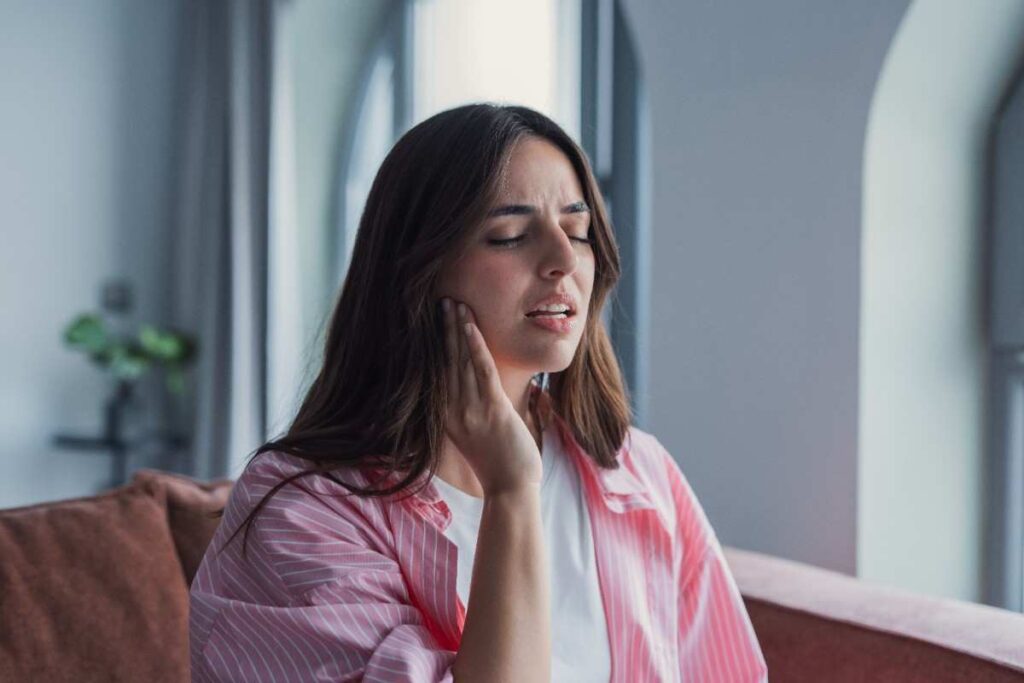 Swollen Face or Jaw? It Could Be a Dental Emergency